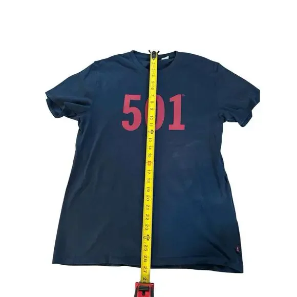 LEVIS 501 T-Shirt Blue With Red Letters Size Medium LEVIS Graphic Shirt - Picture 6 of 8